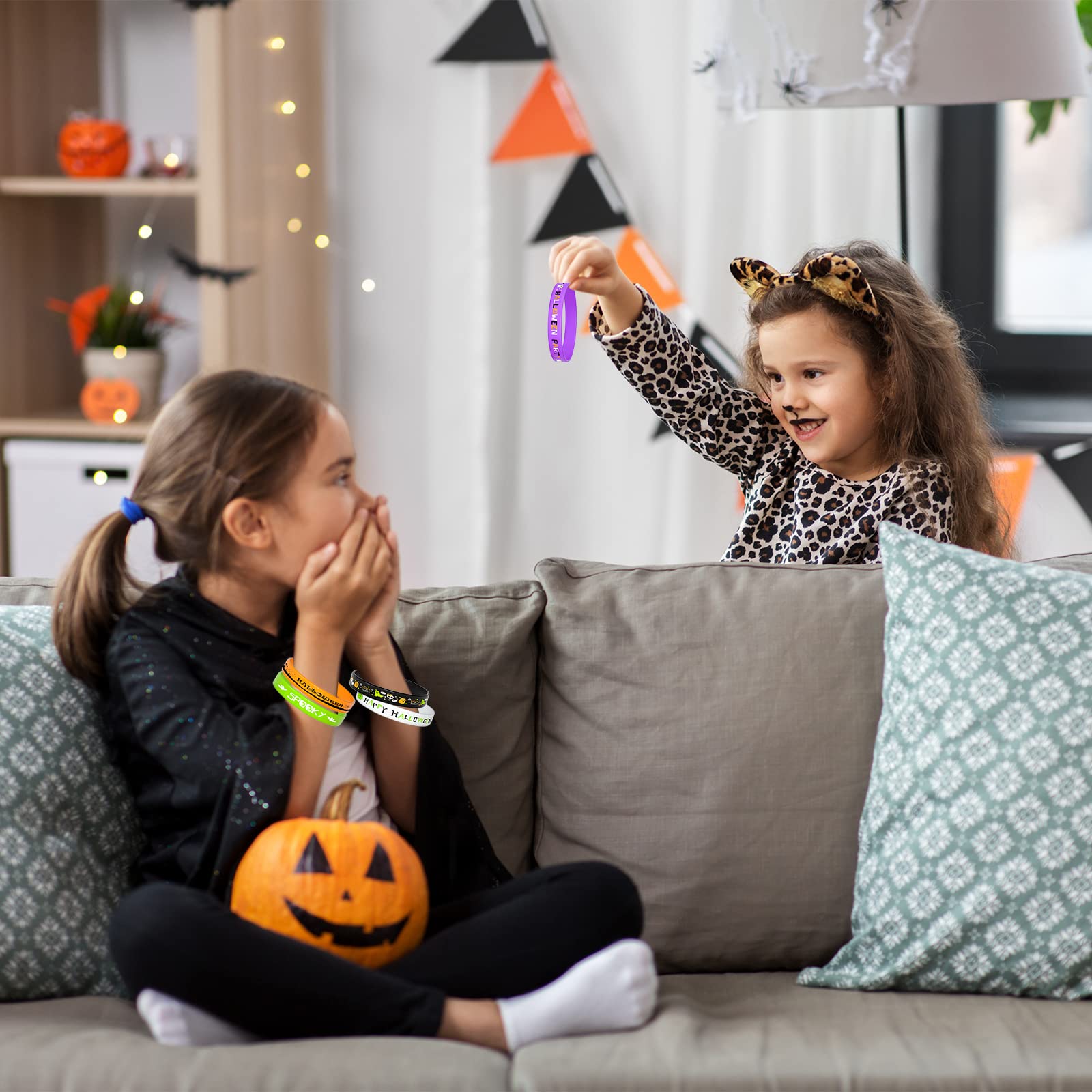FEPITO Party Decorations bracelets Halloween silicone 60 pcs enfant