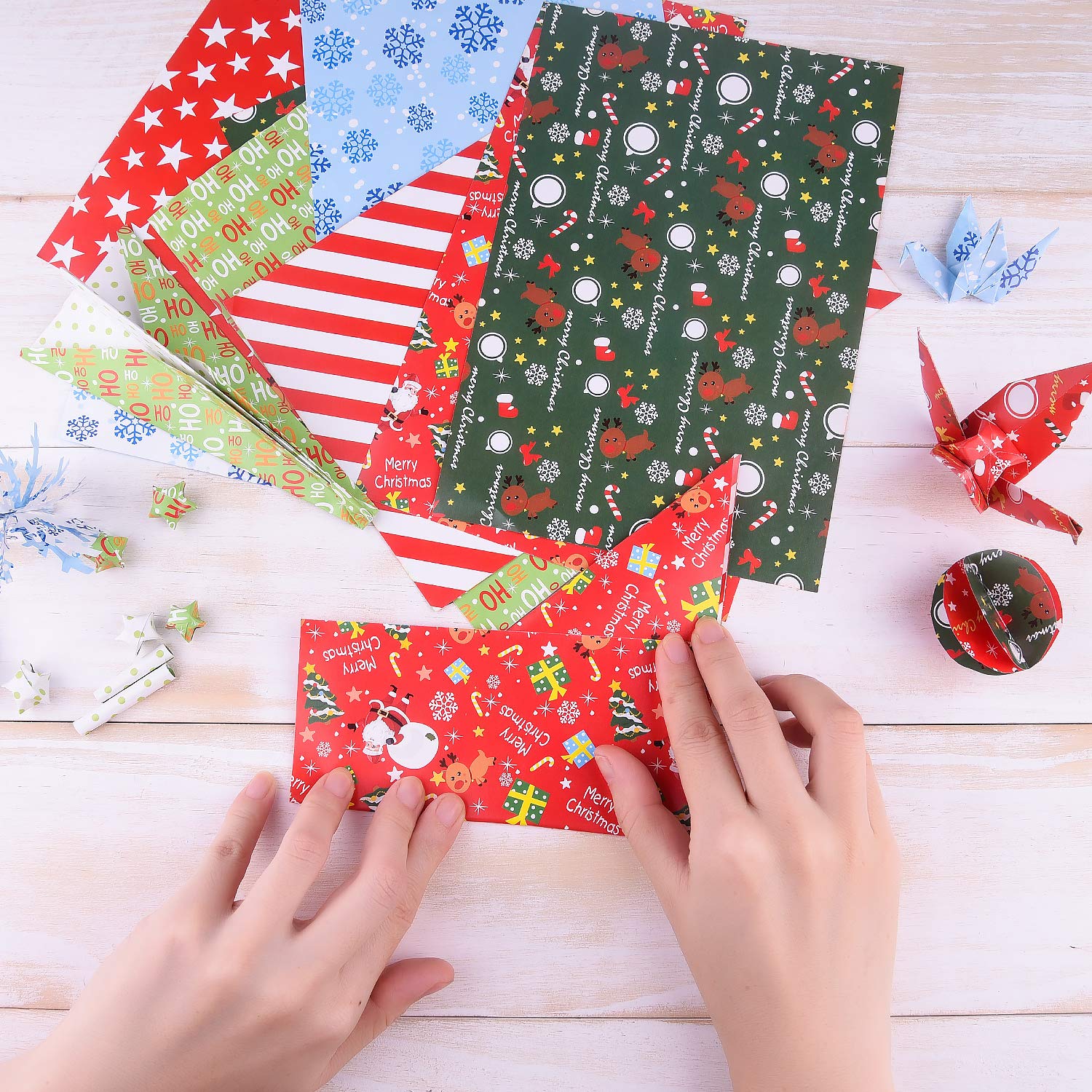 FEPITO papier décoratif Noël A4 30 feuilles 10 motifs