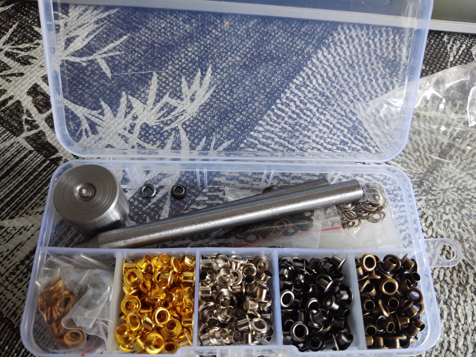 FTVOGUE Kit Œillets Métalliques avec Outils de Pose