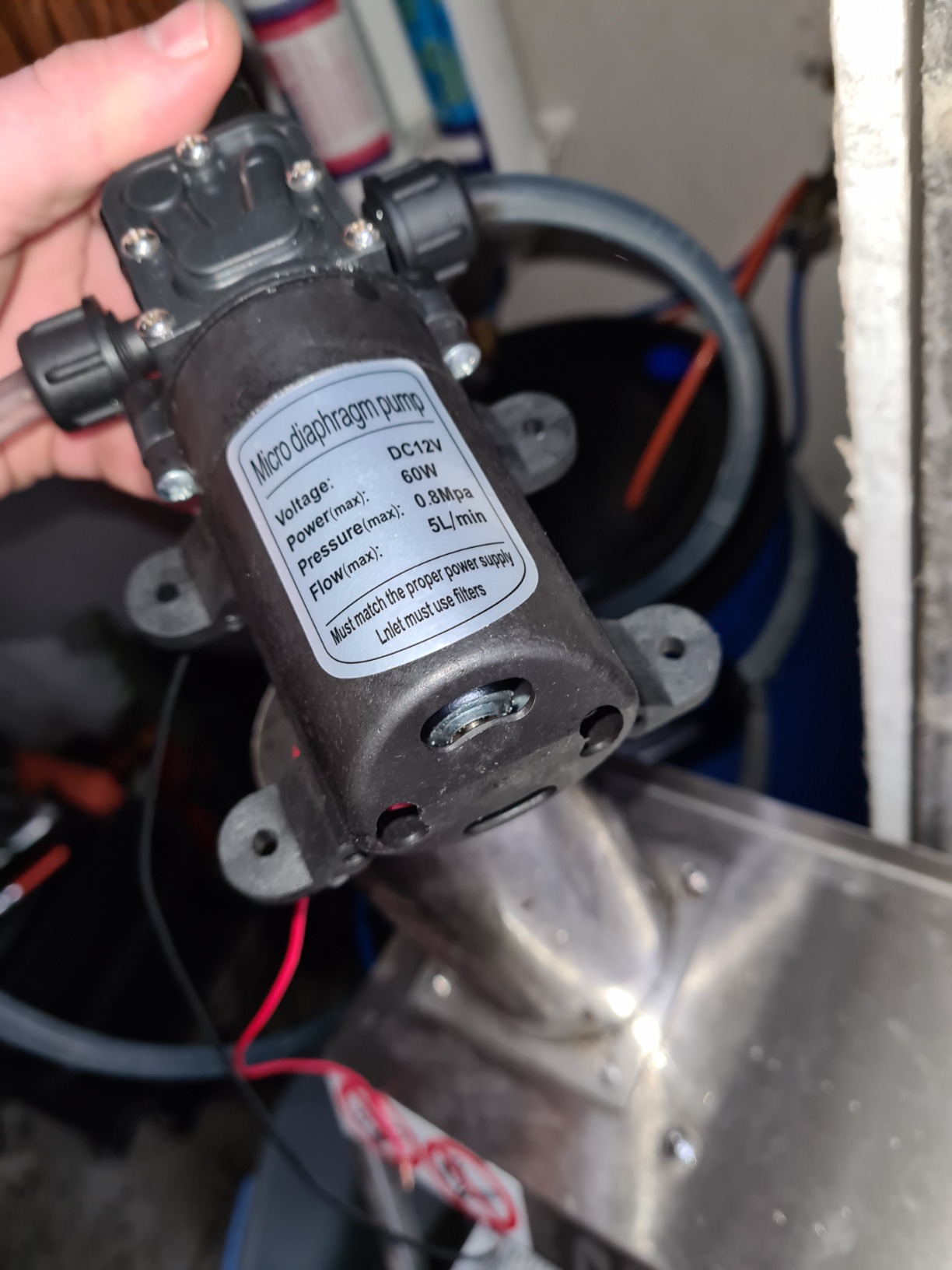Ejoyous Pompe à Eau 12V 115Psi 5L/min 60W auto-amorçante
