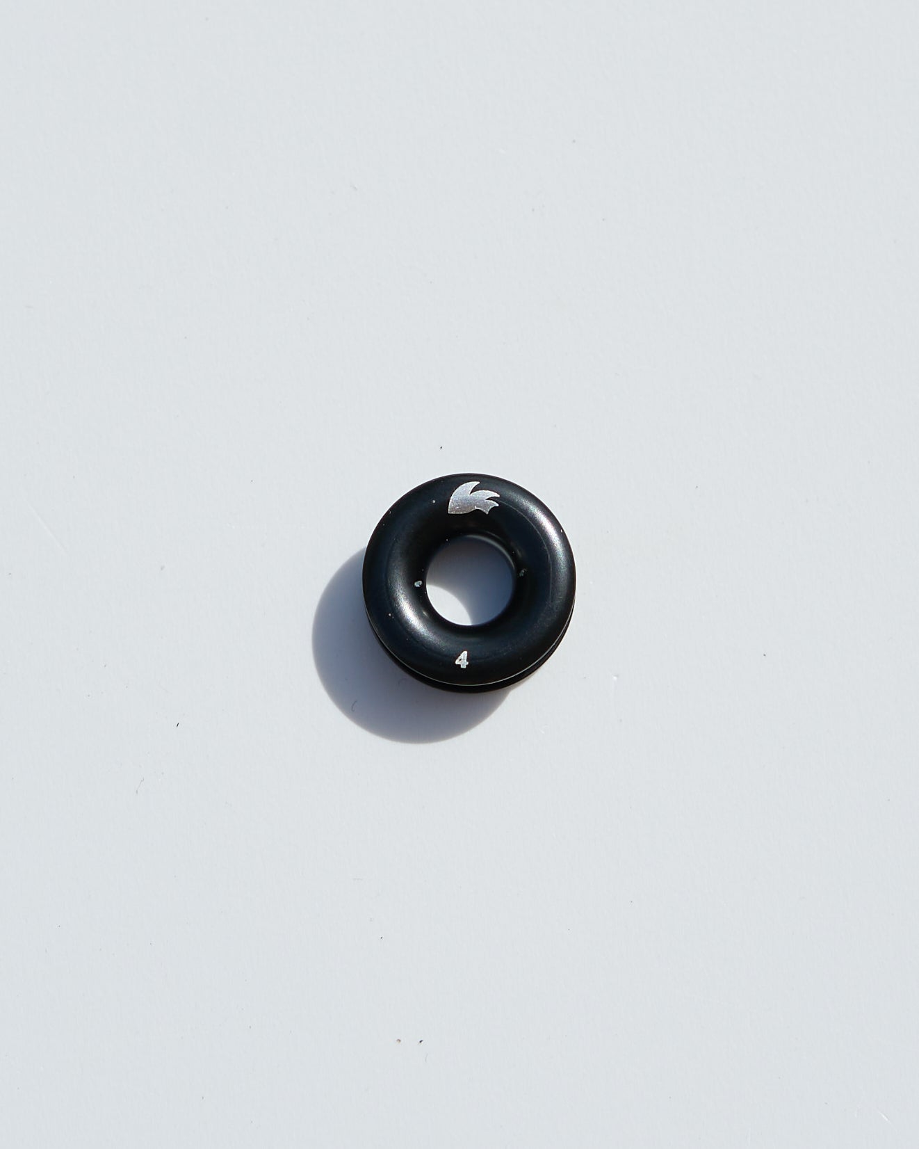 Rooster Rigging cosse métal noire 15x6 mm bout 4 mm T6