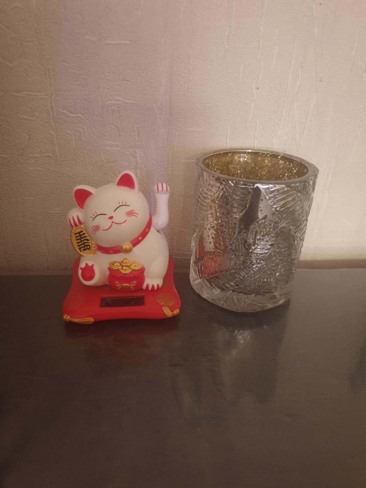 Jadeshay Articles Ménagers Maneki Neko chat solaire blanc