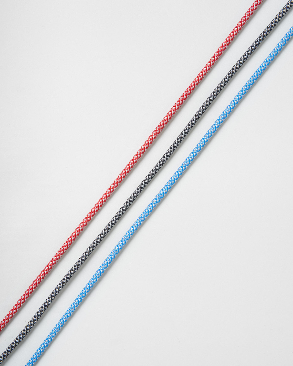 Rooster SPC bout polyester 4mm bleu au mètre
